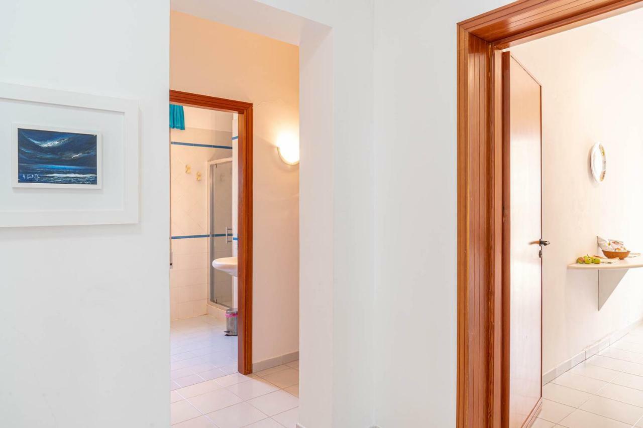 Palms Villa 斯科佩洛 外观 照片