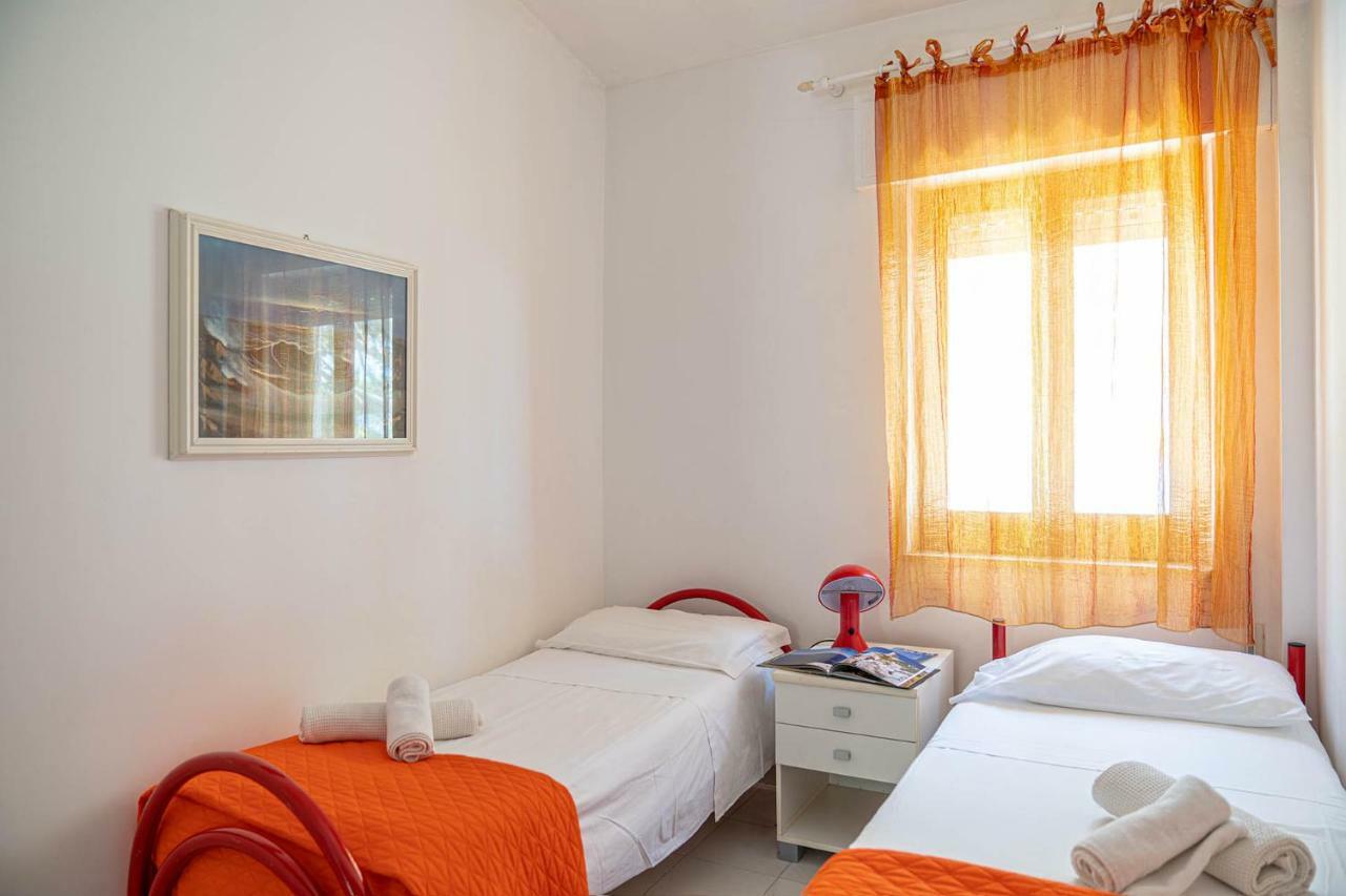 Palms Villa 斯科佩洛 外观 照片